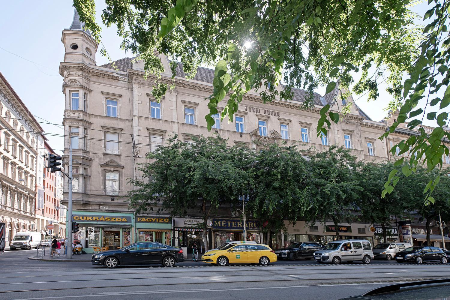City Center Industrial Residence Boedapest Buitenkant foto